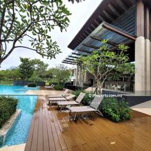 Corner Lot -Gated & Guarded -Fully Renovated -Freehold -Non Bumi Lot