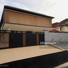 Brand New Modern Bungalow with Double Volume Hall @ Taman Equine