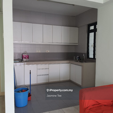 High floor and well maintained unit