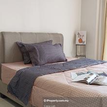 Brand-new furniture 1 bedroom unit for rent