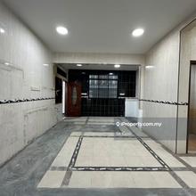 Good Deal Double Storey Semi D at Impian Emas