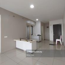 Low Floor/Partly Furnished/Non Bumi/KL View/Well Kept Best Deal Unit