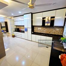 Extra Car Parking 2 Storey House, Bandar Puteri 6 Serena 22x75 Freehol