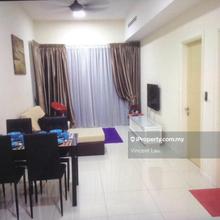 Well Maintain Renovated Fully Furnished Mid Floor Nice View 2 Carparks