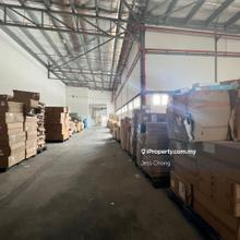 Wisma Minlon Serdang showroom unit for Rent 