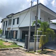 Limbongan Jaya 2 Storey Semi D Gated & Guarded Near Mcdonald For Sale