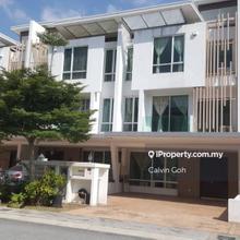 3sty Superlink House for rent