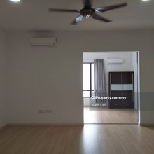 Usj One service residence built up area 650 sqft 1r1b1cp for Sale