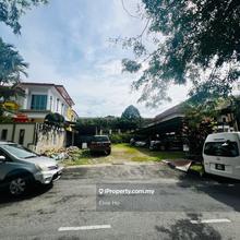 Nice and quiet bungalow land