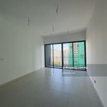 Three Bedrooms Unit for Sales