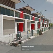 Non bumi 1 Storey Factory at Tanjung Minyak Industrial Park for Sale 