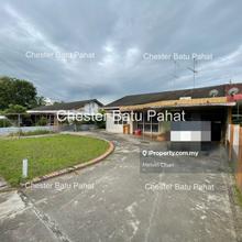 Bp Garden Single Storey Semi-D For Sale 