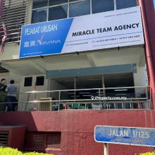 Megan Salak Park Ground Floor Shop Lot Facing Main Road Desa Petaling