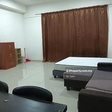 Furnished studio with full facilities and short walk to Central i-City