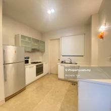 Fully furnished,3rooms,4bath,vacant now,2carpark,end lot,walk to klcc