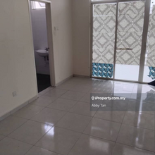 Double Storey Bungalow For rent 