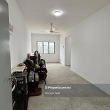 Mercury Apartment 775 Sqft High Floor Basic Unit Rare In Market
