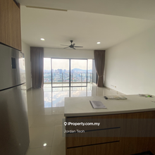 Corner unit with balcony 