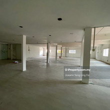 Corner Shoplot For Rent