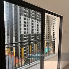 Partly furnished 3 rooms unit Available now 