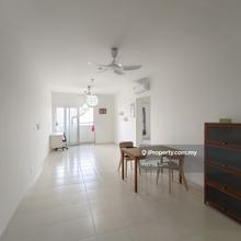 1000sqft 3 Room 2 Bath Apartment Next To Tenby School For Sale 