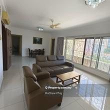 Greenlane Park - Fully Renovated - 1270sf - 1 Car Park - Greenlane