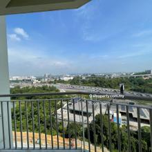 Dual Key unit, High floor, unblocked view with great lighting