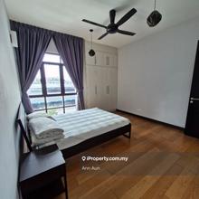 Fully furnished 2 rooms 2baths 2 cover carparks rm820k