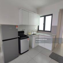 Full Furnished One Bed Suite With Two Car Parks