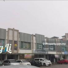 Facing Main Road Bandar Bukit Raja Klang 3 Storey Endlot Shop 30.5x80