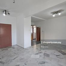 Freehold 850 sqft Starville Apartment USJ Subang Jaya For Sale