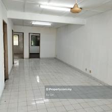 Section 20 @ Shah Alam jalan Landak very nice single storey for sale