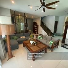 Semi-D house for Sale