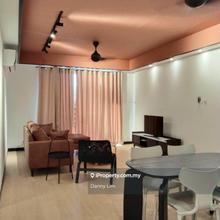 Very nicely furnished unit, walking distance to lrt 2