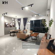 Gm Remia Residence-Renovated-Fully Furnished-Kitchen cabinets