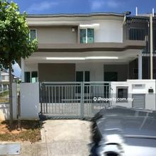 Semi-D house for Sale