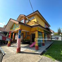 Corner Lot, Freehold, few unit can view