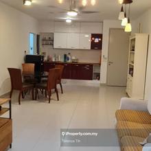 Apartment with Lift, Swimming Pool, Reno, Furnished