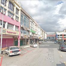 Puchong jaya 3.5 storey shop near LRT