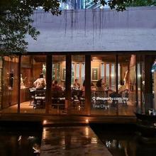 Commercial bungalow for Rent