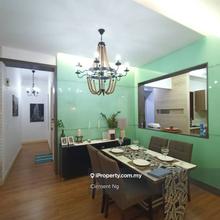 Surian Condominium (3r2b, Designer, Extra Terrace, MRT)