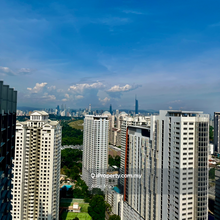 High floor KLCC view move in condition