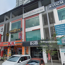 3 Storeys Shoplot with Lift @ Menara Simfoni Balakong For Sales