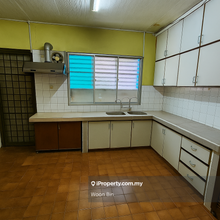 Double storey house bandar sunway pjs subang jaya semi furnish 20x75