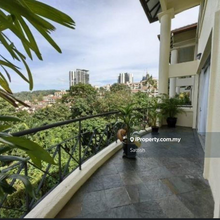 Spacious Penthouse for rent in Low Density Condo