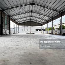 Limited newly built detached factory, brand new and tip top condition!