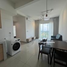 Fully Furnished Facing Lake