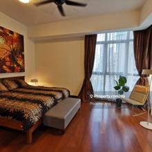 Walking distance to KLCC, MRT and LRT station 