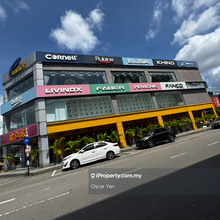 Facing mainroad , ground floor for rent 
