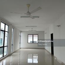 Terrace house for Sale